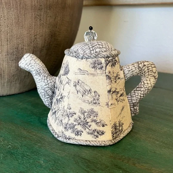 Toile Cloth Teapot Pin Cushion | Vintage | 4-1/4” T, 5-1/2” W - Picture 11 of 11